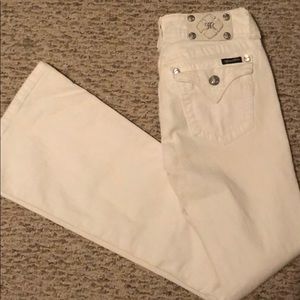 Miss me white jeans!! In Perfect Condition😍